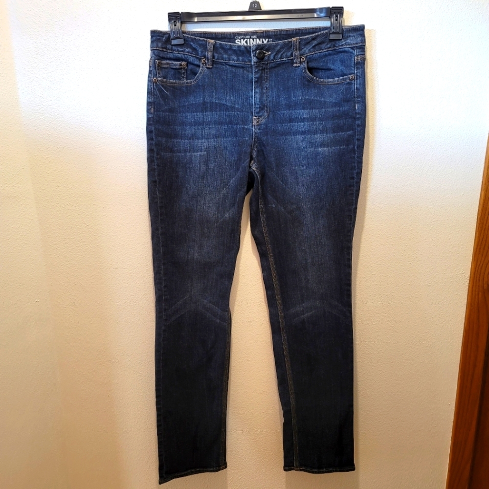 New York and Company Women's Curvy Low Rise Slim Jeans, Size 12